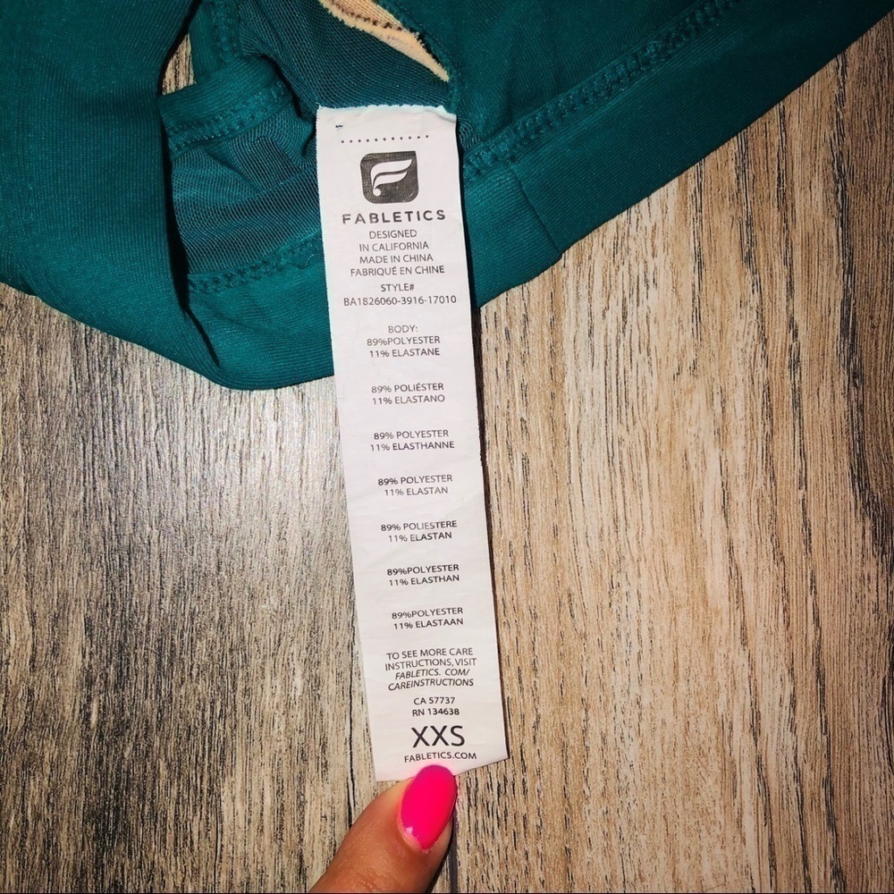 Fabletics Nature Bra and Legging Workout Set - Picture 3 of 9